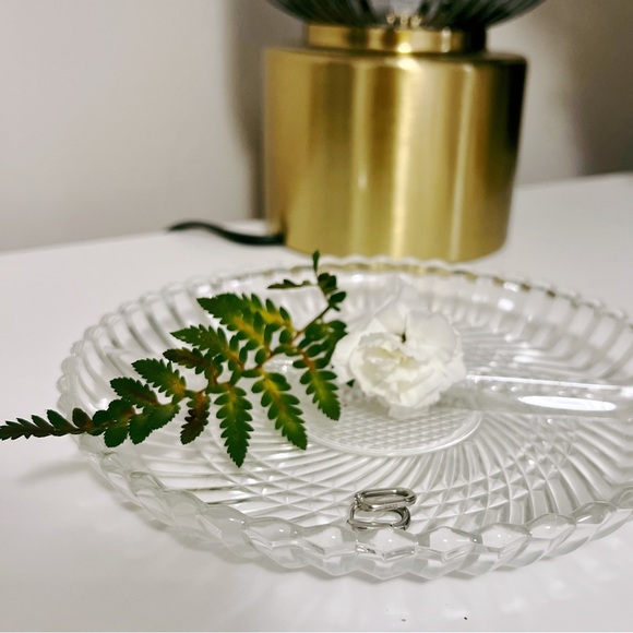 SUMU | DAINTY STERLING SILVER S925 ‘STACIA’ HUGGIE EARRINGS - Picture 3 of 4